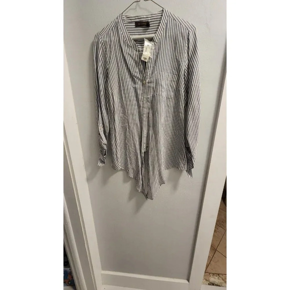 THE LIMITED TIE BLOUSE SIZE SMALL BRAND NEW - Picture 2 of 6